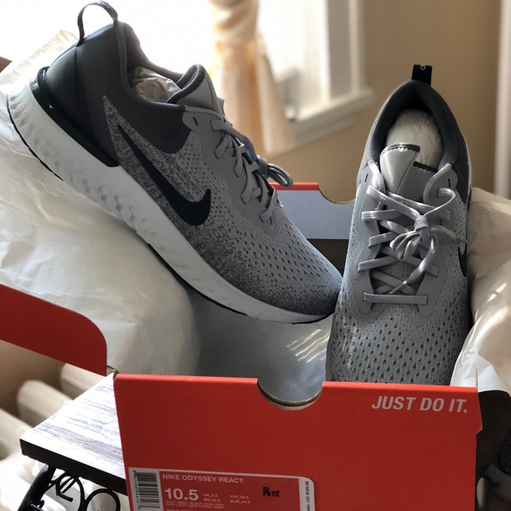 Nike React